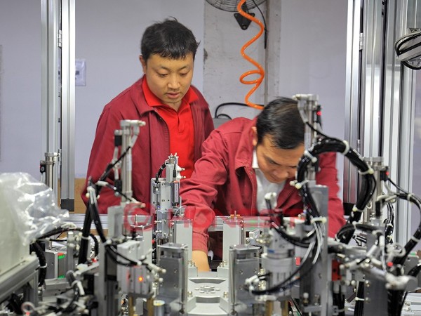 電機(jī)自動化裝配線正確安裝與調(diào)試