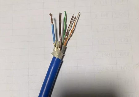 常用通訊電纜有哪些特點(diǎn)？有哪些區(qū)別？
